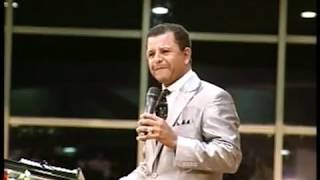Pr. Abílio Santana na AD Brás (antiga) - Nenhuma das portas ficaram fechadas