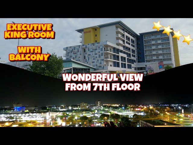 Video Pronunciation of Rydges in English