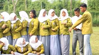 preview picture of video 'BUKU TAHUNAN ANGKATAN IX 2019 SMK PGRI KARISMA BANGSA'