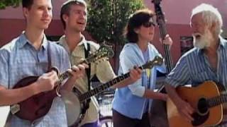 Sitting on Top of the World - Abbott Family (mall bluegrass)