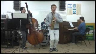 Tal Comih - Kiss and Run by sonny rollins