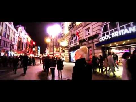 Eva Santucci - Rain (Official iPhone Videoclip)