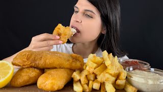 [問卦] 妹子吃的長條狀是炸魚嗎？