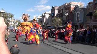 Soundsational Christmas: Simba's Jungle Jingle