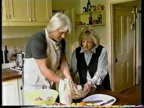 Aria & pasta with Dmitri Hvorostovsky (1/3)