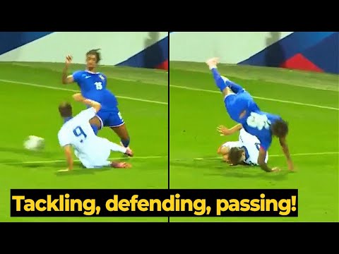 Leny Yoro masterclass defending against Serbia U21 last night | Man Utd News