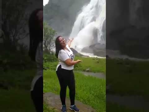Cachoeira no município de Alegre, Espírito Santo -Brasil #lugaresparaconhecer #espiritosanto #brasil