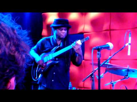 Regi Wooten in de North Sea Jazzclub in Amsterdam