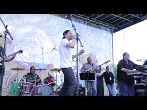 T-Swiffa Performing "Tell Me What You See" (Acoustic Version)