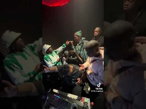 Pcee, justin99, 2woshorts, Yumbs- Hit amapiano