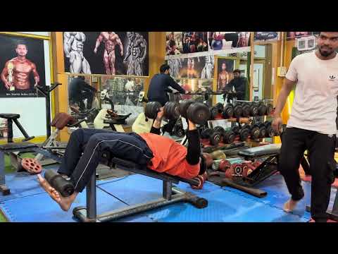 Winter bulk day 24 chest and shoulder workout 