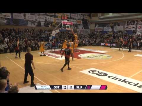 Chavaughn Lewis & David Kravish - efektowny alley-oop!