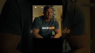 Reacher HUMILHA gigante!