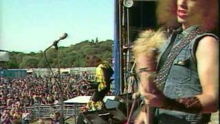 Twisted Sister - Under The Blade [ Reading 1982]