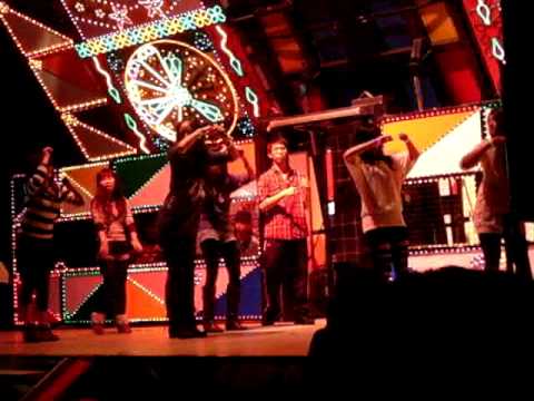 100114 畢旅晚會 2NE1-Fire