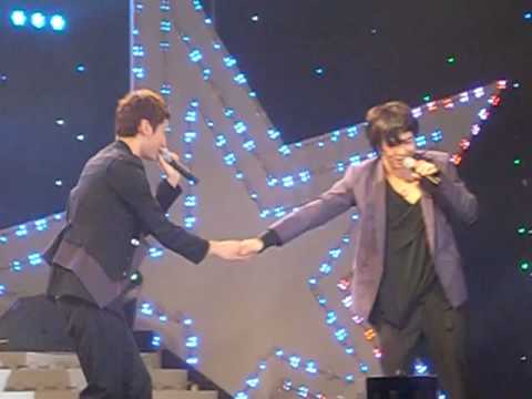 081024 ASIA AID TVXQ HUG