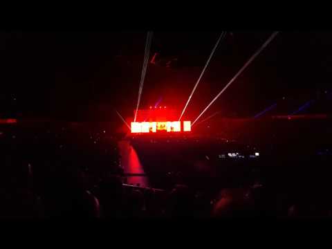 Jean Michel Jarre in Ergo Arena 08.07.2017 - flashback in 4K
