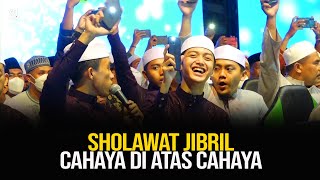 Download lagu SHOLAWAT JIBRIL CAHAYA DI ATAS CAHAYA MILAD KE 16 SYUBBANUL MUSLIMIN mp3