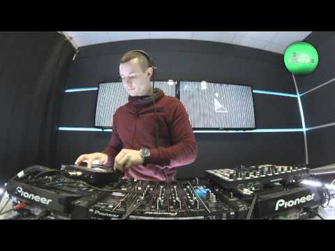 Live @ Radio Intense 03.12.2013 - Konstantin Yoodza (Catapult Live Show 019)