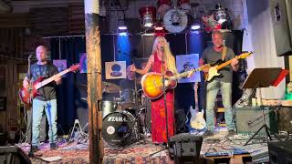 Nilla Nielsen - Goldfish in a Bowl (240823, Helsingborg)