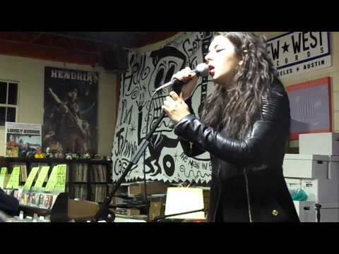 Charli XCX - GRINS ( Acoustic @ Cactus Records Store in Houston,Tx )