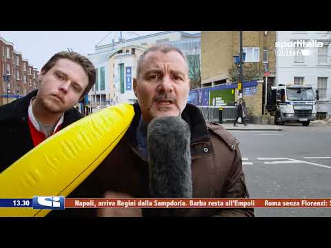 Giornalista prende a bananate un disturbatore ( commenti abilitati )