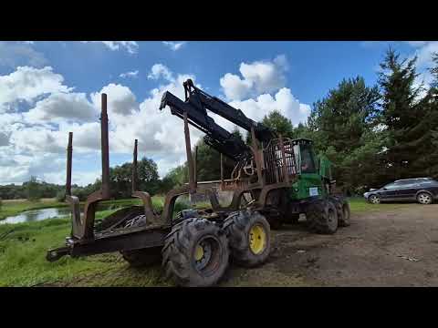 John Deere 1010 E, forwarders