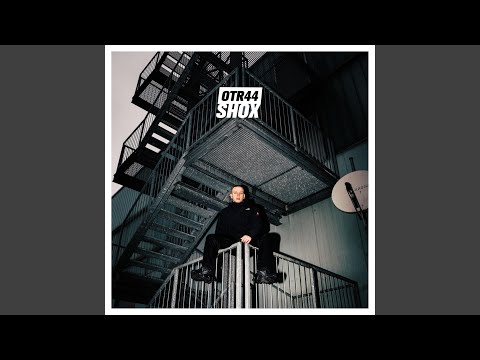 Shox (feat. Schummlaz)