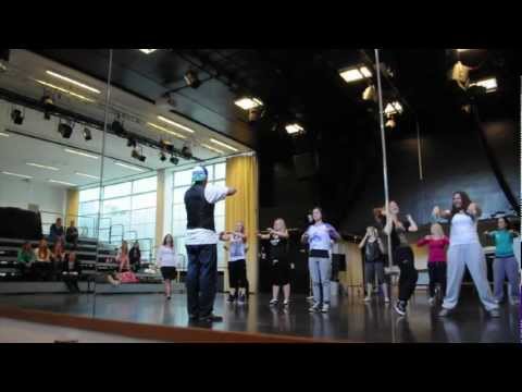 SKVR - Cliniclowns Poppin / Workshop FUNK by Noah Campbell