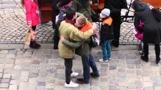 preview picture of video 'Free hugs & kisses.Lviv.'