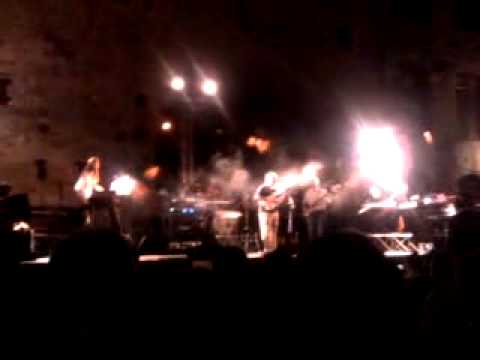 Pino Daniele in concerto in Piazza Duomo a San Gimignano