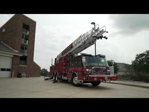 E-One CR 100 Apparatus Features