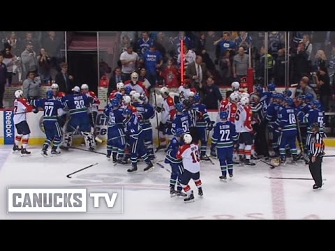 Canucks vs Panthers Bench Clearing Brawl (Jan. 11, 2016)