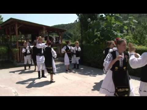 Ansamblul TRANDAFIRUL DE CAIAN - Joc 1