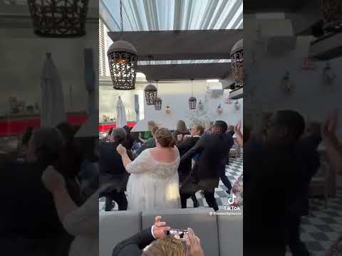 This Is Us Cast - Wobble Wobble Dance