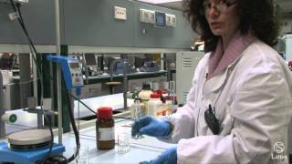 Lattes Editori - Esperimento di chimica: reazioni esotermiche ed endotermiche