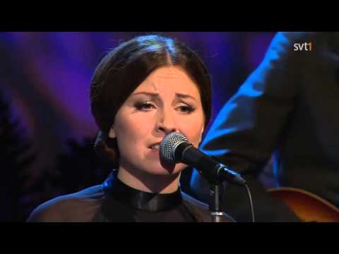 Anna Maria Espinosa & Augustifamiljen   One Of These Things First