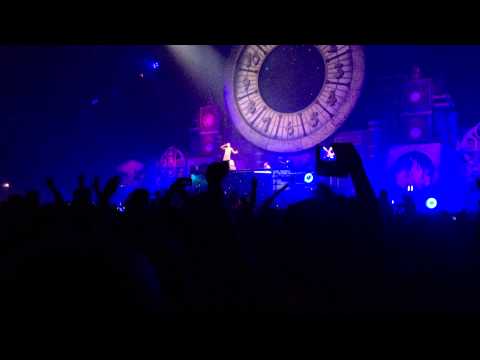 Dimitri Vegas & Like Mike @ Lake Festival 2015 - The Hum