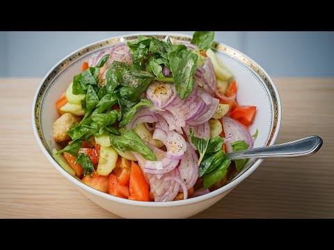 Panzanella Toscana Originale 🌿 Ricetta Fresca e Veloce in 5 Minuti | La miglior cena estiva!