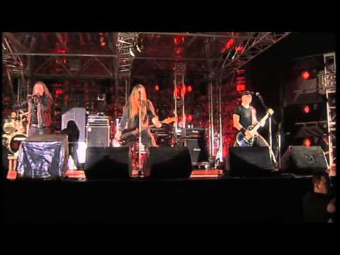 KABÁT - Usměv pana Lloyda (Live) [official video]