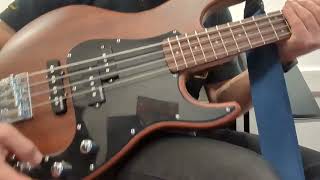 Video thumbnail for LTD AP-204 Active Bass Guitar Quick Start Up Guide by Virtual Verghini