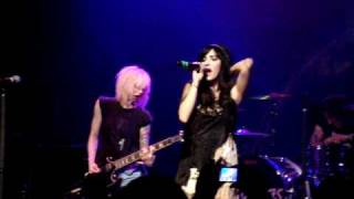 The Veronicas-Everything-@Fonda Music Box in Hollywood (partial)
