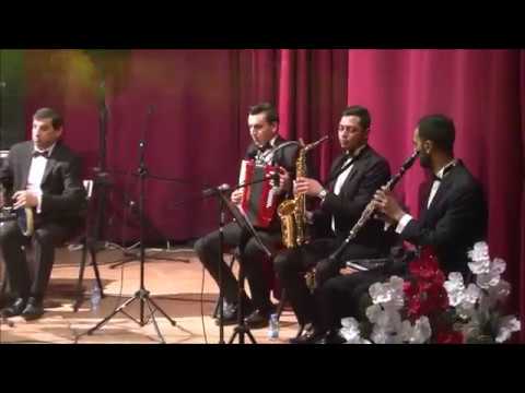 Ali Tunç      -     Bahçalarda Barım Var & Olmaz Olmaz Olmaz