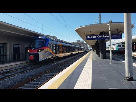 Treno Regionale Pop ETR 104 059 Regionale 22152 Reggio di Calabria Centrale-Rosarno