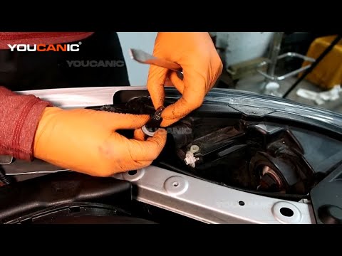 2013–2019 Nissan Sentra – Side Marker Light Replacement