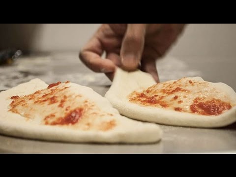 how to make panzerotto barese (fried and oven baked)