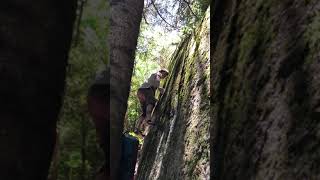 Video thumbnail of Diabòliques, 6b+. Cavallers