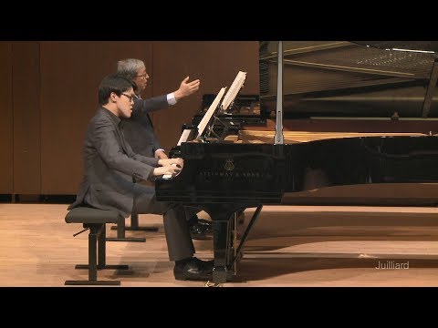 Yuchong Wu: Bach's French Suite No. 5 | Juilliard Murray Perahia Piano Master Class