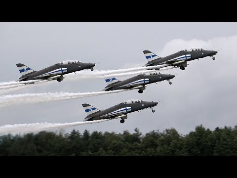 4Kᵁᴴᴰ The Midnight Hawks Finnish Air Force Aerobatic Team @ RADOM AIRSHOW 2018