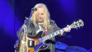 Melissa Etheridge “To Be Loved” Fearless Love Album Passionate Lyrics &amp;🔥Hot🔥Hot Guitar 🙏🏻👏🎸👏